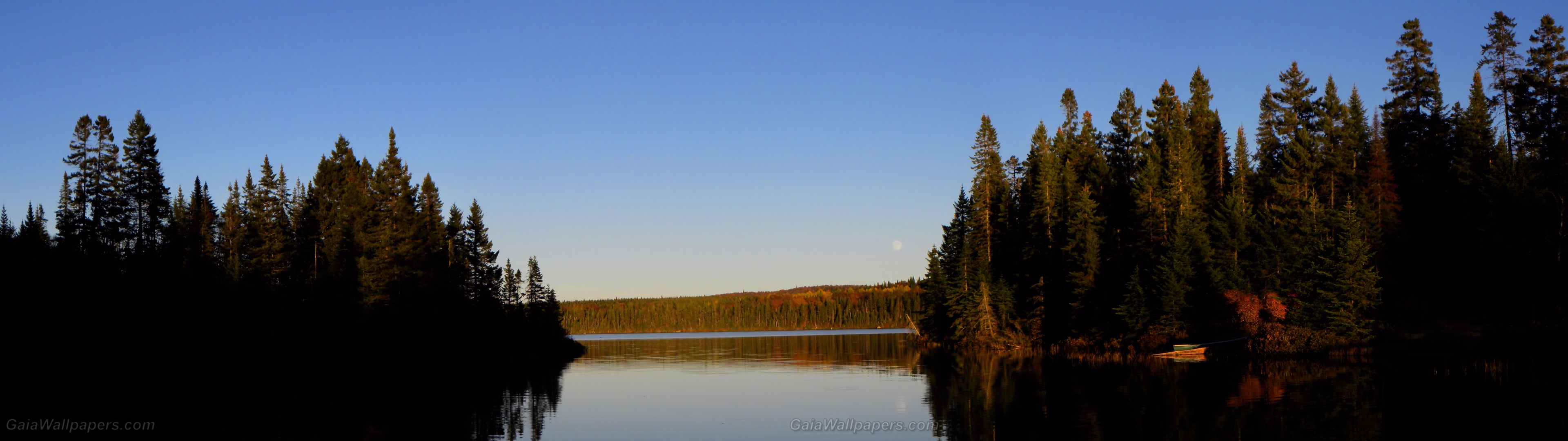 Lake Cinq Doigts at the end of the day - Free desktop wallpapers