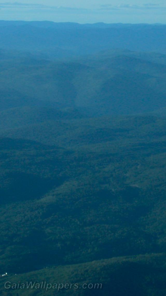 Montagnes de Charlevoix vues des airs - Fonds d'écran gratuits