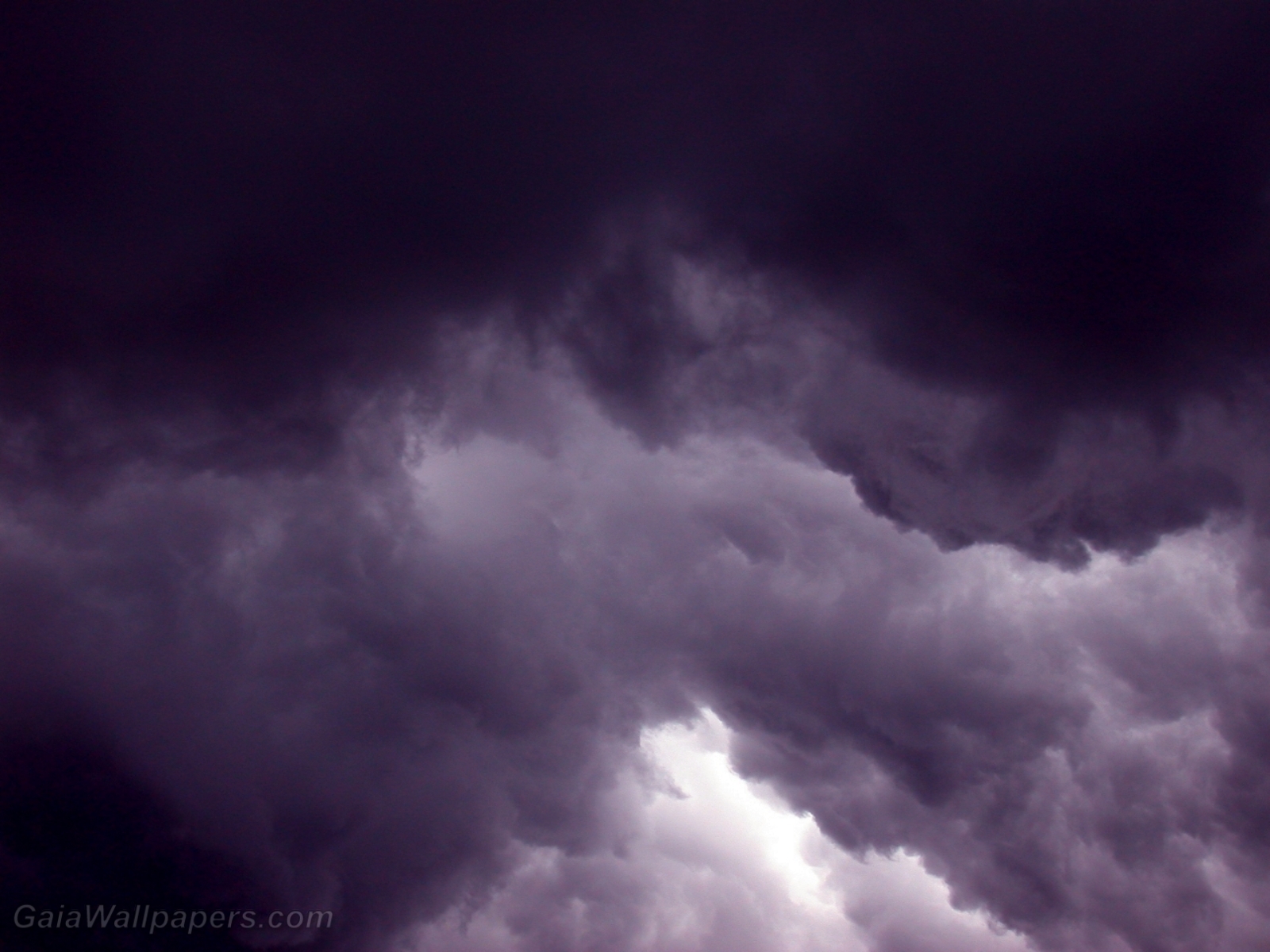 Purple storm clouds - Free desktop wallpapers