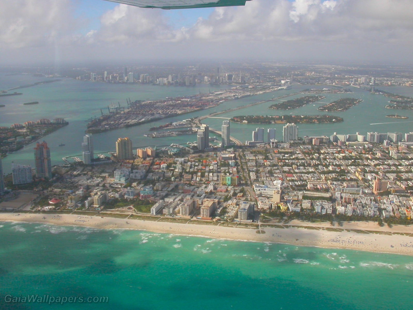 Florida shore seen from the air - Free desktop wallpapers